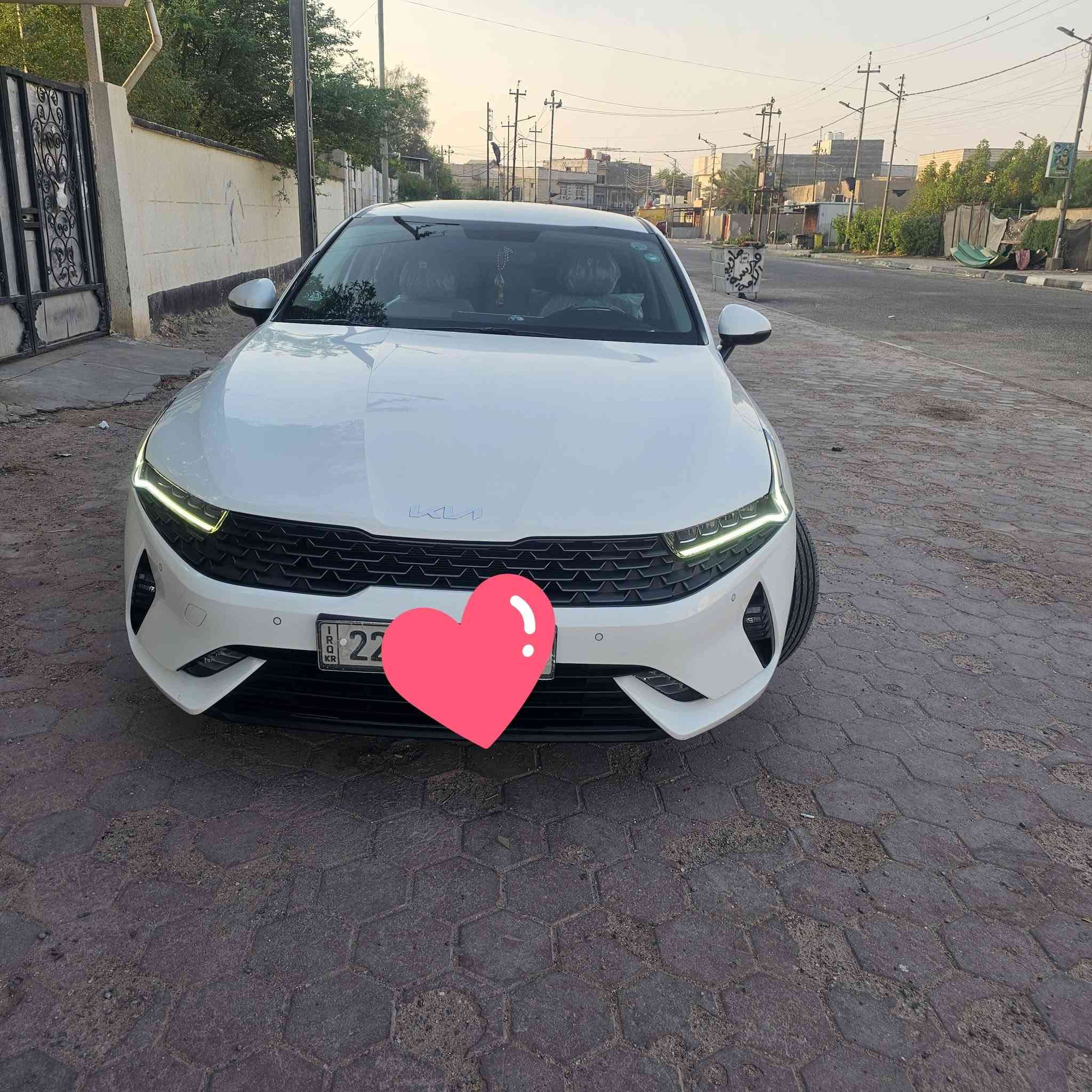 سلام عليكم 
كي فايف خليجي شركة NIM  موديل ( 2023)
فول مواصفات عدا البنوراما
1 تشغيل عن بعد ( يدات بصمه  انارة عند الاقتراب في اليدات صندوق بصمة  الصندوق ينفتح عند الاقتراب)
2 مثبت سرعه
3 سايد بريك بصمه
4 اشرات ترحيب داخل وخارج السياره
5 مرايات شفط
6 تحكم ستيرن
7 سطاب لد
8 بجم لد
9 وضعية سبورت (SPORT رياضي) واكثر من وضعية غير الرياضي
10 رقم السياره مميز
11 سياره مغلفة بالكامل(ppf)
12 مكينه 2000  دوش 
13 سياره مكينه كير حداده طخم تاير كفاله سياره جاهزه كلش
مكفوله من كلشي بيهه بارد 5 اصابع بالمدكر الامامي وطخه زغيره بالباب
ماشيه 73 الف
سياره رقم اربيل ومكانهه بالبصره
سياره باسم شركة تريد تحويل تريد وكاله
السعر ( 210 ) وبيهه مجال
الاتصال***********

