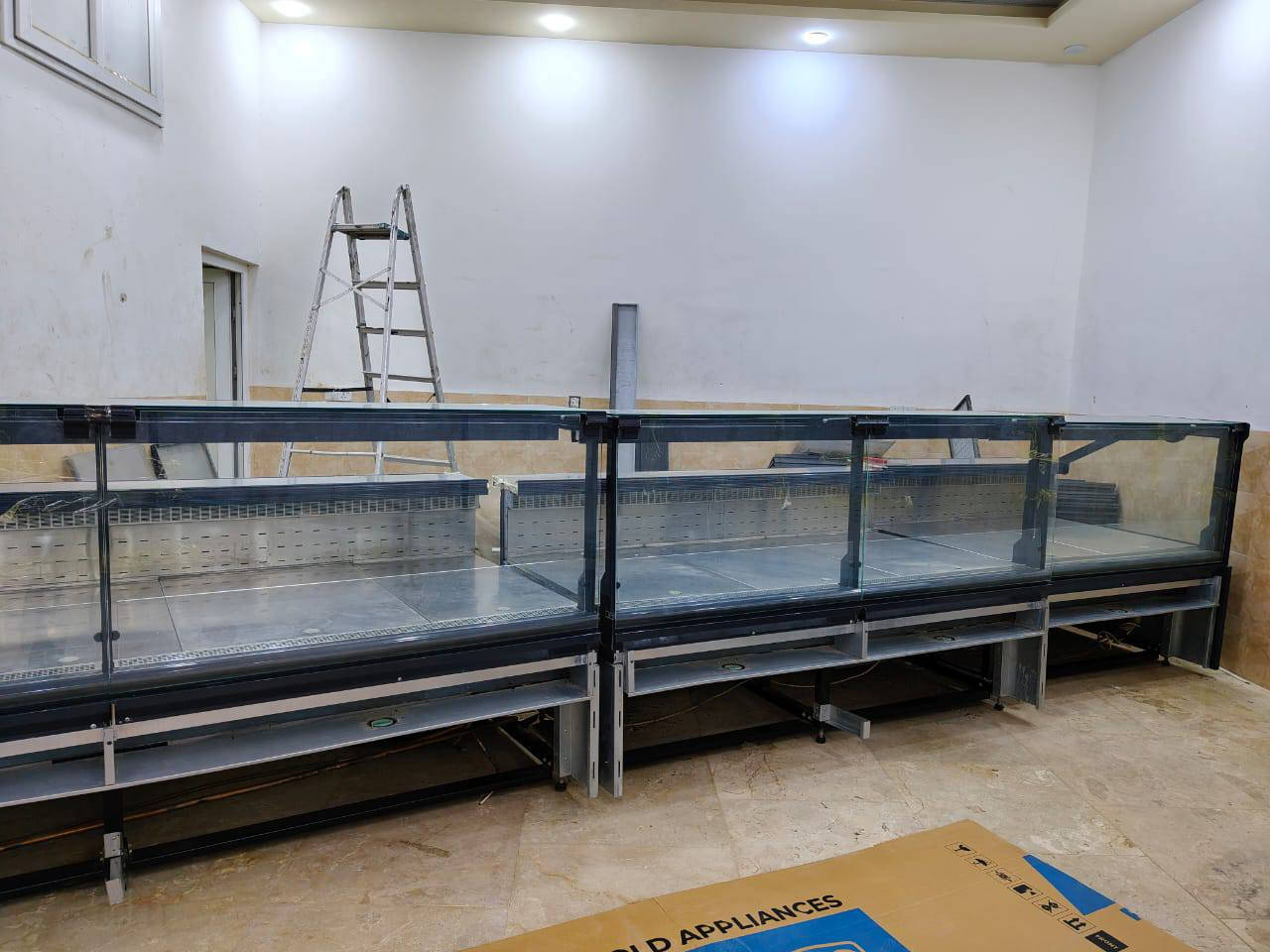 للبيع براد ملحمه 12 متر تركي درجه اولى مستخدم نضافه 80٪ قطع خارجيه عدد 2 نوع مابك سنكل فيز  R404 تحكم ثرموستات ب خمس خانات داخليه 
اضافه الى براد لشات نضافه 80٪
مع براد عصائر والبان 
نوع اوبن
وتساب / اتصال 
*********** كربلاء, العراق
