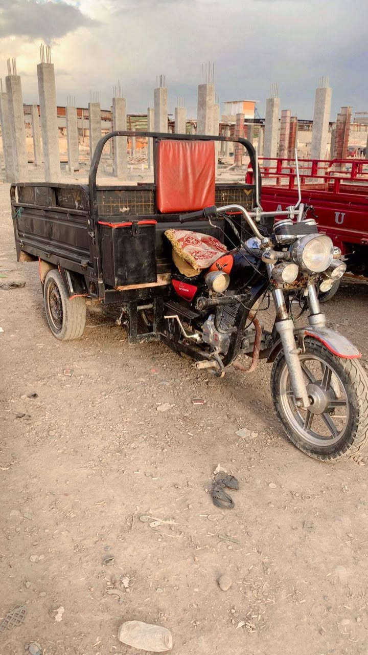 السلام عليكم ستوته جمرة سوده موديل 20 مكينه 23 سعرها 1200 وبيها محال قليل كهربائياتها شغال عوزها بس سلف المكان مدينة الصدر بغداد الرقم ***********
