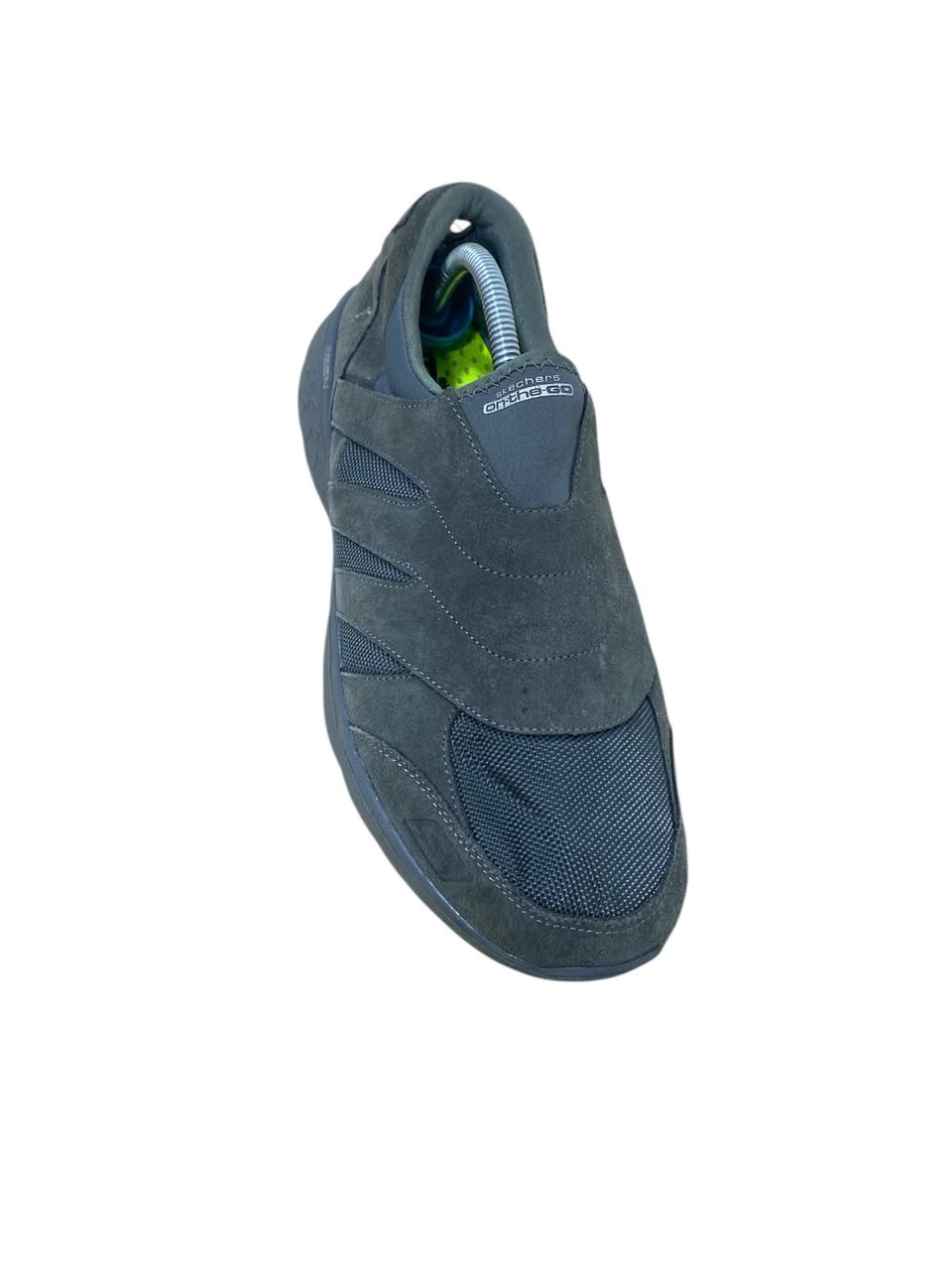 سكجرز
44
تلبس43.5
وكاله وزن الريشه
***********
