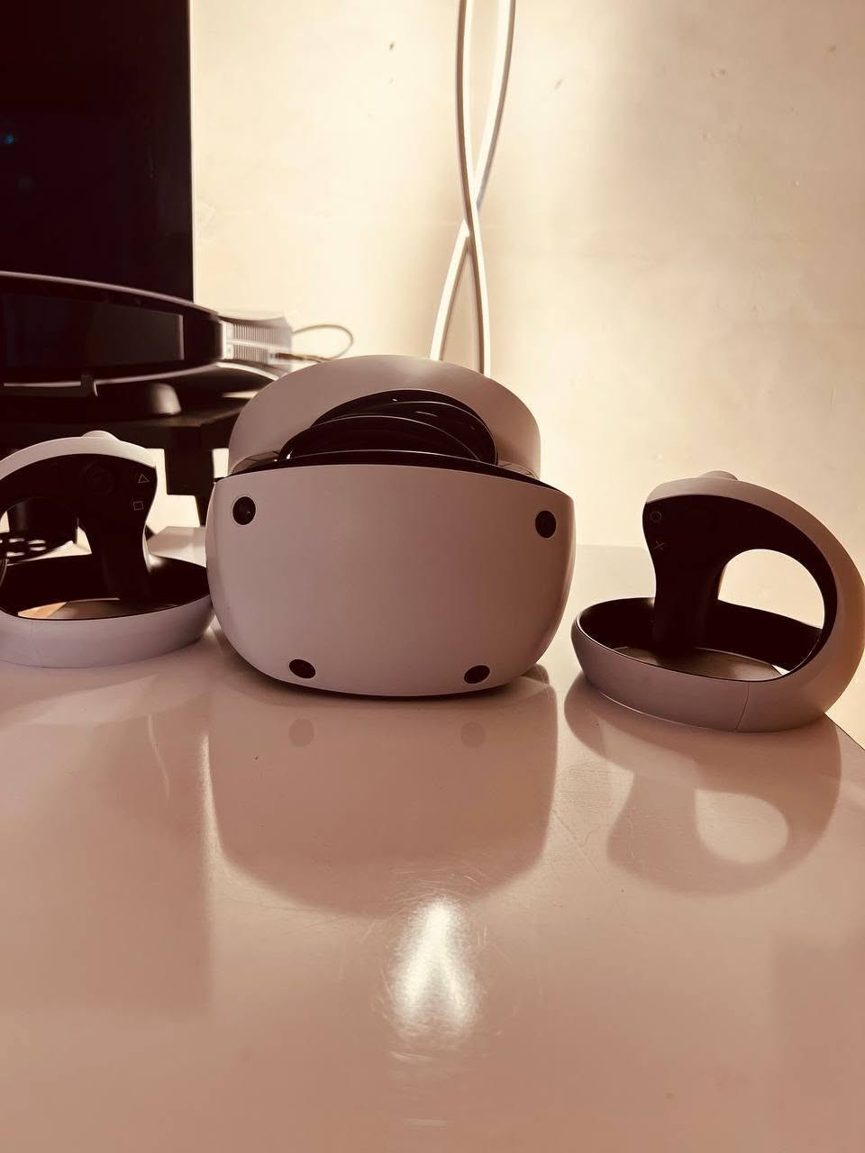 نظارة psvr2 المعروفه🔥
نظارة مواصفات عاليه جدا واعلى من meta quest 3✅️
توصل دقته 4k oled اولد اي يعني اللون الاسود من صدك اسود مو رصاصي طوخ والوان احله ✅️
وبيها تتبع العين والاهتزازات ودرجة وسع العين 110✅️
دقة وضوح عالي وراحة للعين خصوصا سترابها✅️
مثل ما موضح بالفيديو✅️

توصيل متوفر جميع المحافظات ٦الف

سعرها 400الف وللعلم الجديده مالته ٦٥٠الف🔥🔥🔥🔥

للحجز او الاستفسار واتساب ***********📞📞
