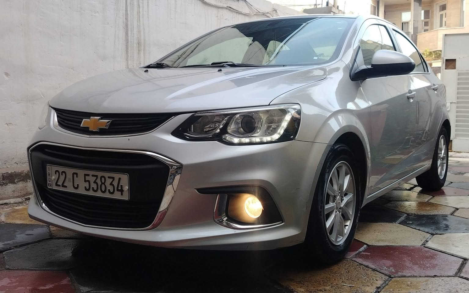 السلام عليكم شوفر افيو كوري وارد خليجي 2018 مكفولة ماشية 71 الف فول مواصفات وقليلات هيج مواصفات تختلف عن العاديات مكفولة كفالة عامة ماعدا الجاملغ الامامي مصبوغ اثر شخوط السيارة بلادية وجديدة وجاهزة مكينة 1400 توربو رقم اربيل الجديد تحويل او وكالة للبيع للاتصال *********** مكلف بالنشر
