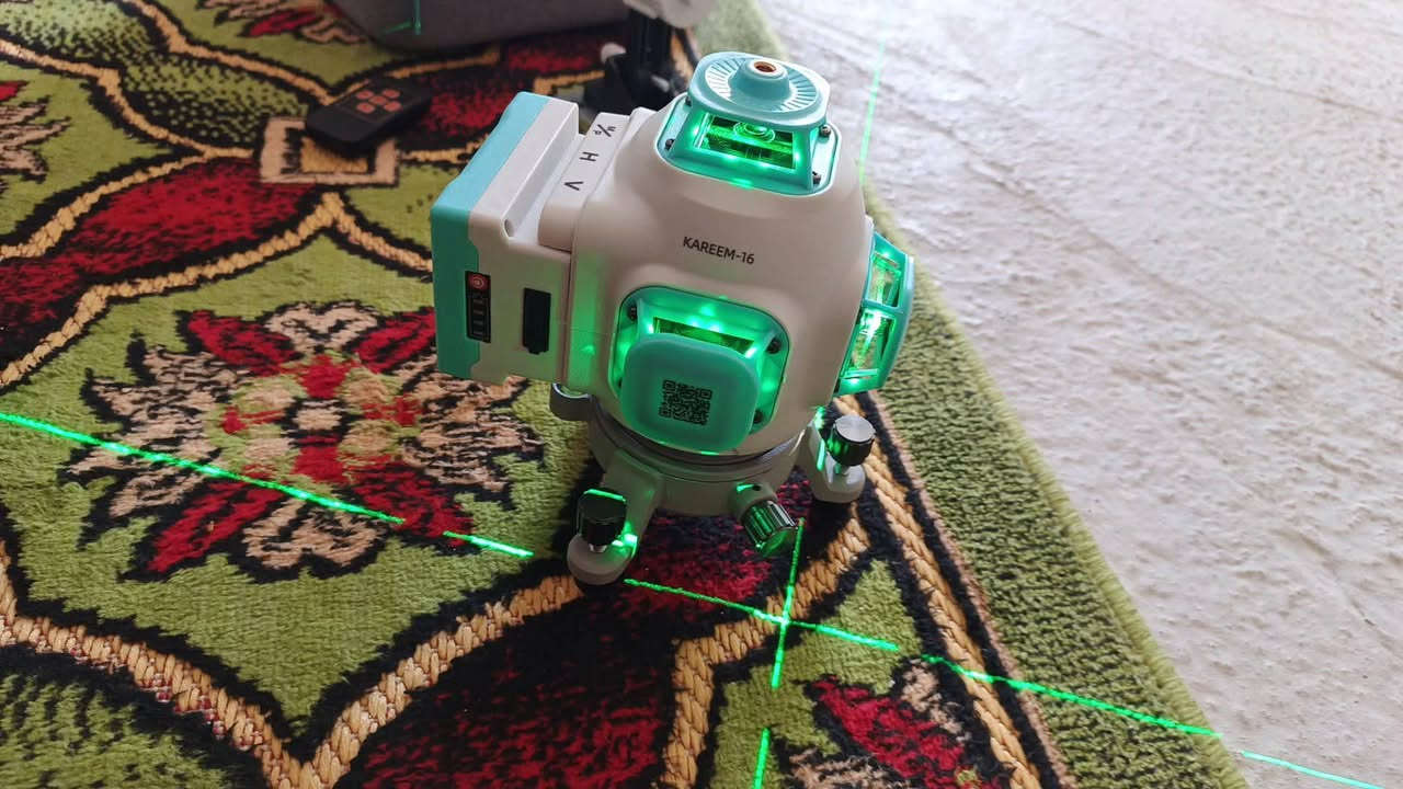 سلام عليكم اليزر البيع جديد ماا مسخدم السعر 70/وبي مجال موقع هلالي شاخه خمسه وعشرين رقم تلفون ***********
