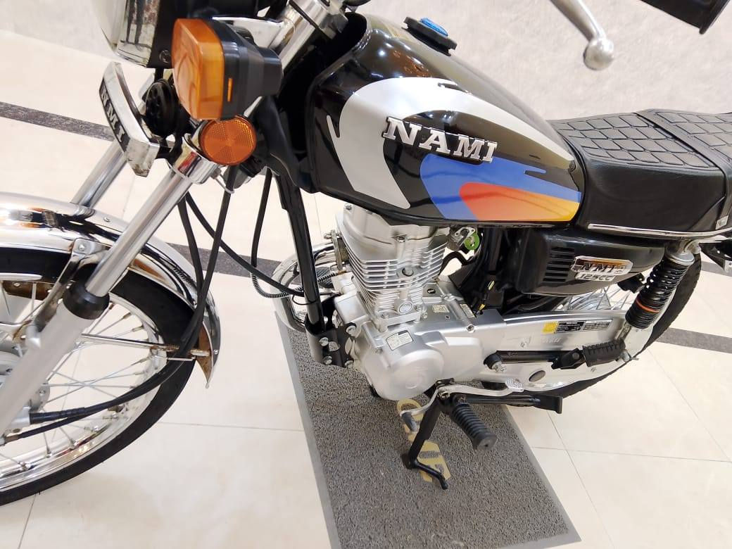 السلام عليكم دراجه للبيع نامه شلامجه رقم سنويه تحويل مباشر زيرو موديل 2024 السعر مليونين 100العنوان البصره ياسين خريبط شراي يتصل ***********
