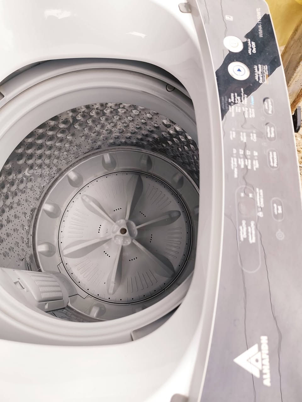 غراض بيت للبيع العنوان كربلاء الشراي يتصل ***********
