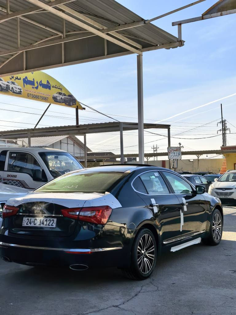 *********** واتساب

كيا كادينزا 2015 اسود
مواصفات  فول واحد على واحد
سنويه +رقم جديد 
بانوراما
بريك بصمه
مقاعد تخزين + تدفئة وا تبريد
خمس تحكمات ب مقعد سائق
وساده خلفيه تائتي تحكم ب تشغيل اغاني  مع تحكمات أخرى
سماعات infinity 
تسع ٩ سماعات
تحكم سرعه كروس كنترول 

سعر 14500$ و بيها مجال دهوك, العراق
