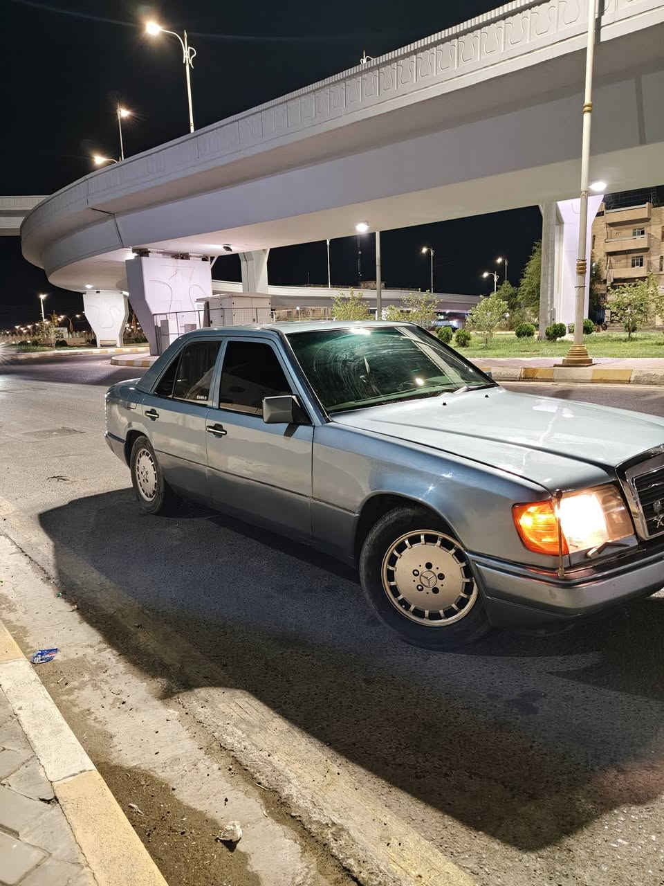 السلام عليكم جميعا 
مارسدس دب موديل 1985 محدثه 1992
گير ومحرك بطه2500
رقم سليمانيه 
شرط الغرامات والتحويل 
السياره مو ناقصها كلشي 
فقط كومبريسر التبريد 
سعرها 55 وبيها مجال بسيط
التواصل خاص


**إذا كنت صاحب هذا الإعلان وتريد حذفه لأي سبب، رجاءا أرسل رسالة إلى الدعم الفني**