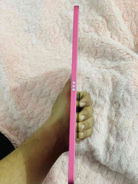 السلام عليكم. ايباد للبيع 
جيل A16
بطاريه 94
ذاكره 256
العنوا :ديالى 
السعر 530 وبي مجال بسيط 
استخدام 4 اشهر 
وموجود واتساب ***********
وموجود مازنجر
