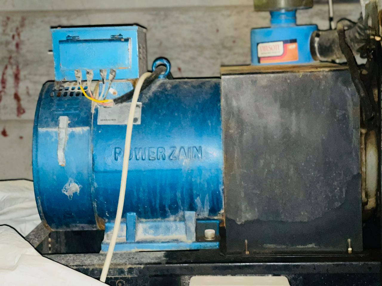 مولد بيركنز للبيع نضافة فول


**إذا كنت صاحب هذا الإعلان وتريد حذفه لأي سبب، رجاءا أرسل رسالة إلى الدعم الفني**