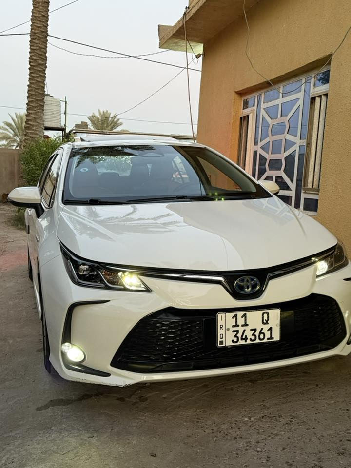 السلام عليكم (رمضان كريم )
من رخصت الادمن 
كورلا هايبرد (العلامه الزركه)
موديل 2024 
رقم بغداد 
المواصفات معروفه 
مكينه كير حداديه كلها جديد
السياره ع وضع الشركه 
السعر 148
للاستفسار ***********
