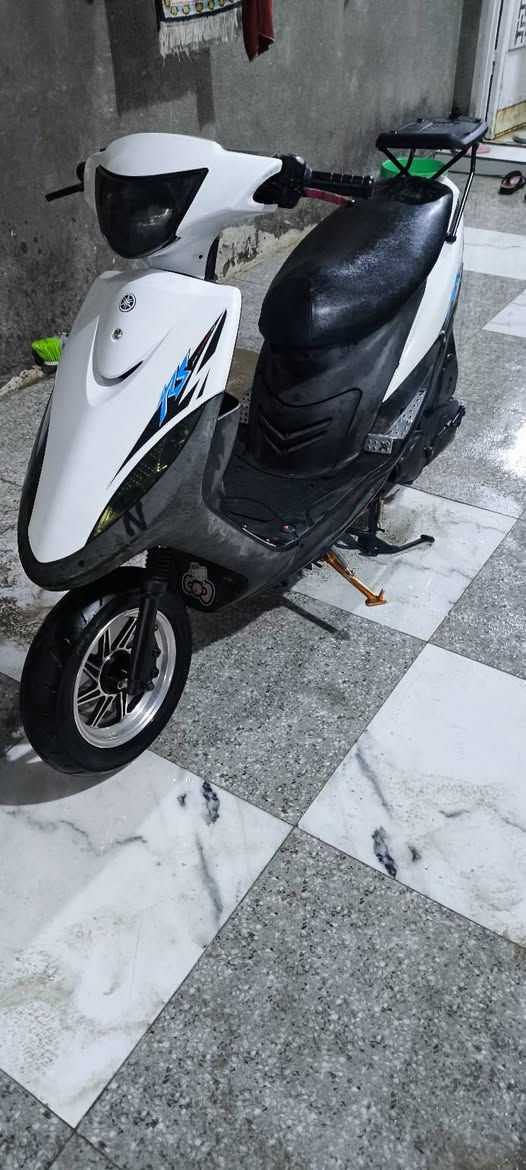 دراجه ماكس للبيع اوراق
مزود ٥٥ شلعه ومعدل دراجه نشطه وبيها هواي تزويد 

صالنصه FM يدات تزيود دراجه كامله نكره سلف 

سعر  500بيها مجال بسيط حك الجيه ***********
