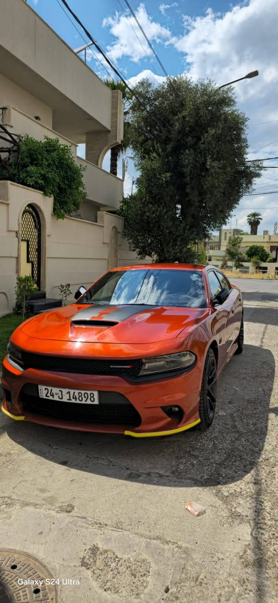 جارجر RT محرك8/5700
موديل 2020
ماشيه 135 الف كيلو 
سياره جديده جدا
مال جناي
فول موصفات 
كير محرك شرط
بصمه ابواب 
وبصمه تشغيل
كشنات كهرباء
كشن سايق كهربائي
  خزن ميمري
كشنات حضن 
شفتات ستيرن 
 الاستيرن رياضي RPM
حساس خلفي 
مري جانبيه قلاب
رادار جانبي 
ويل 20
سستم سماعات 
ستيرن كهرباء رياضي
تشغيل عن بعد 
شوته رياضيه 
سياره متعوب عليه ونصبه فول
كلين بدون ضرر وصبغ
سياره فقط بيها وشم موجودة صور ضرر 
جاهزه بدون اي نقص
رقم دهوك تحويل
 مباشر الشرعي
 وسنويه عظم  هزة جديد
مكان موصل /حي الأطباء
للاستفسار ‏‪***********
