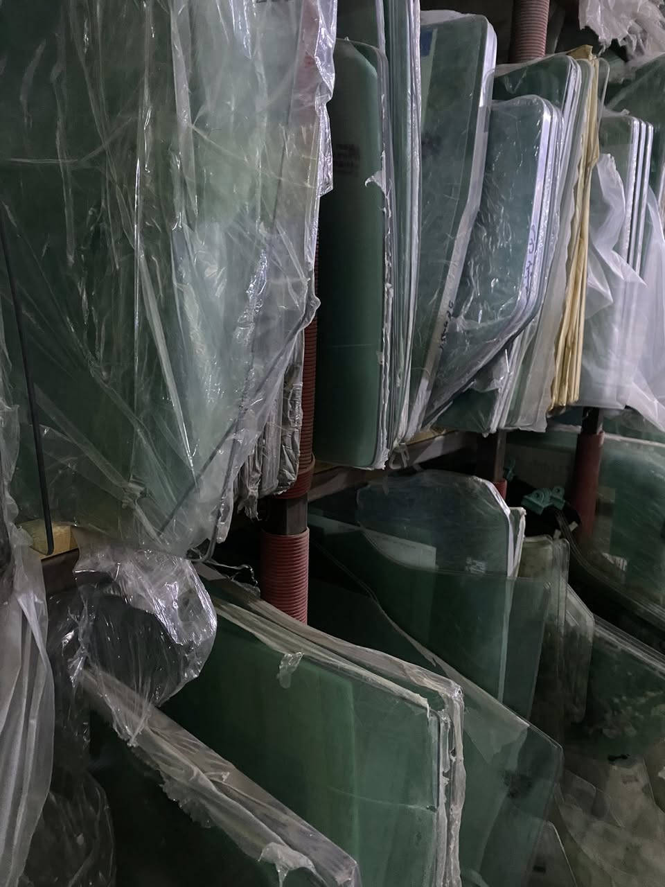 🚘خدمات زجاج السيارات 🚘
تبديل كافة انواع زجاج السيارات 🚘
📌العادي والمضلل
📌بأسعار تنافسية جداً 
📌عمل درجة اولى ودقة بالعمل 
📌اجود انواع السليكون 
🟢بالاضافة يتوفر لدنيا خدمة موقعية داخل بغداد
🟢يوجد زجاج جميع انواع السيارات القديم والحديث 

📍للتواصل ع الرقم / ***********
