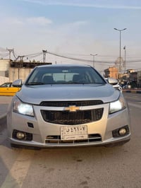 شوفرليت كروز خليجي موديل 2012 بيه طخة خفيفية بحافة الجاملغ وحافة قبق ا...