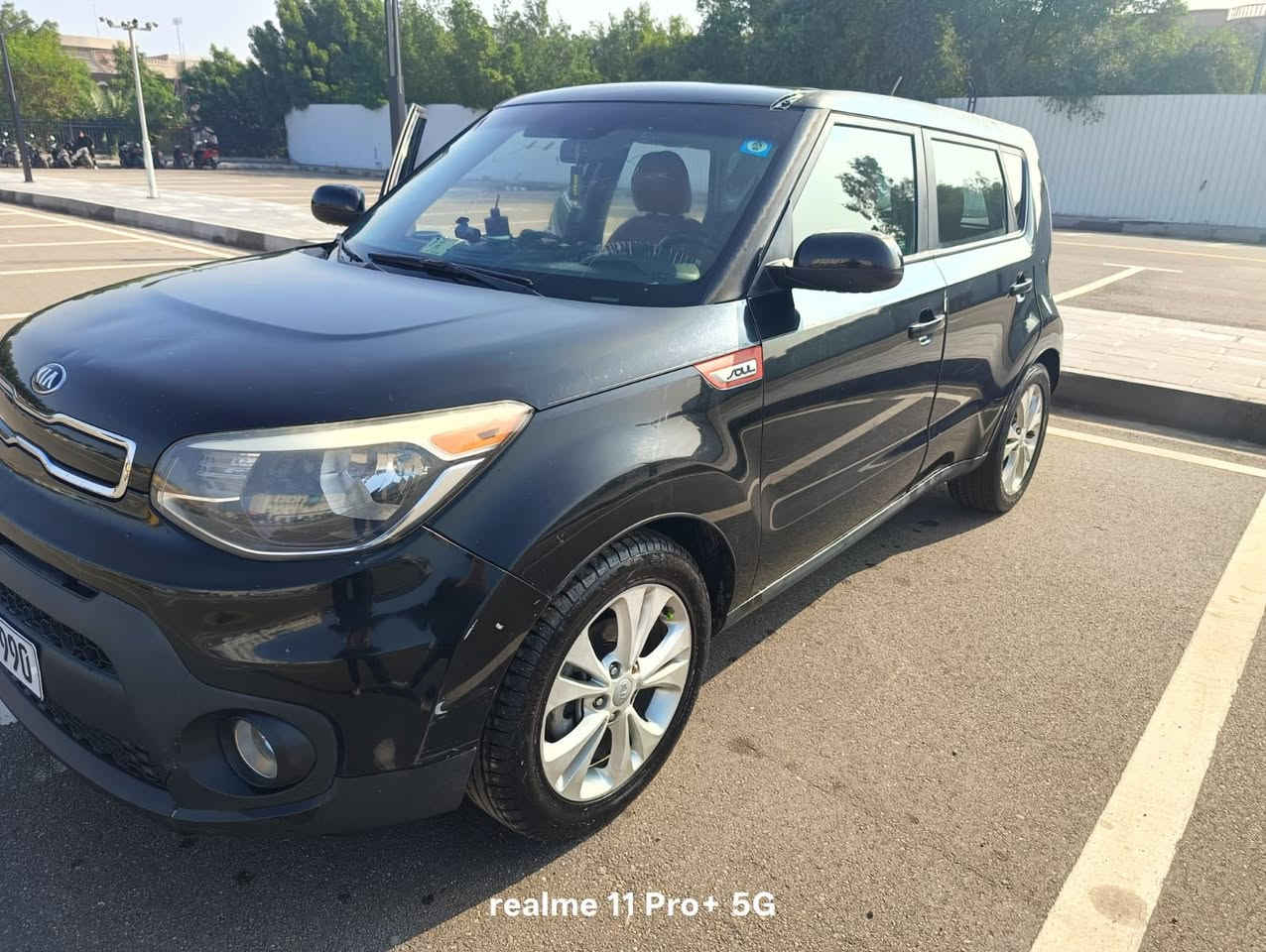 كيا سول (2016)🖤🔥
⚙️ كير ومحرك وتبريد مكفولات

🔧 محرك 2000 الجبير المرغوب
✨ السيارة نظيفة
🚗 حادثها فَقد في أمريكا (مرفق بالصور) فقط جاملغ وشوية من باب اليمين
🎨 اللون أسود
🔌 مكفولة من ناحية الكهربائيات
✅ سيارة جاهزة
📝 السيارة باسمي تحويل ثاني يوم
🔢 رقم بغداد دولي

📮 السـعـر ✅ لايك و تعليق يصلك بالخاص 📩

مكان تواجد السيارة: بغداد حي أور
رقم صاحب السيارة: ***********
: الصفحة مكلف بالنشر
