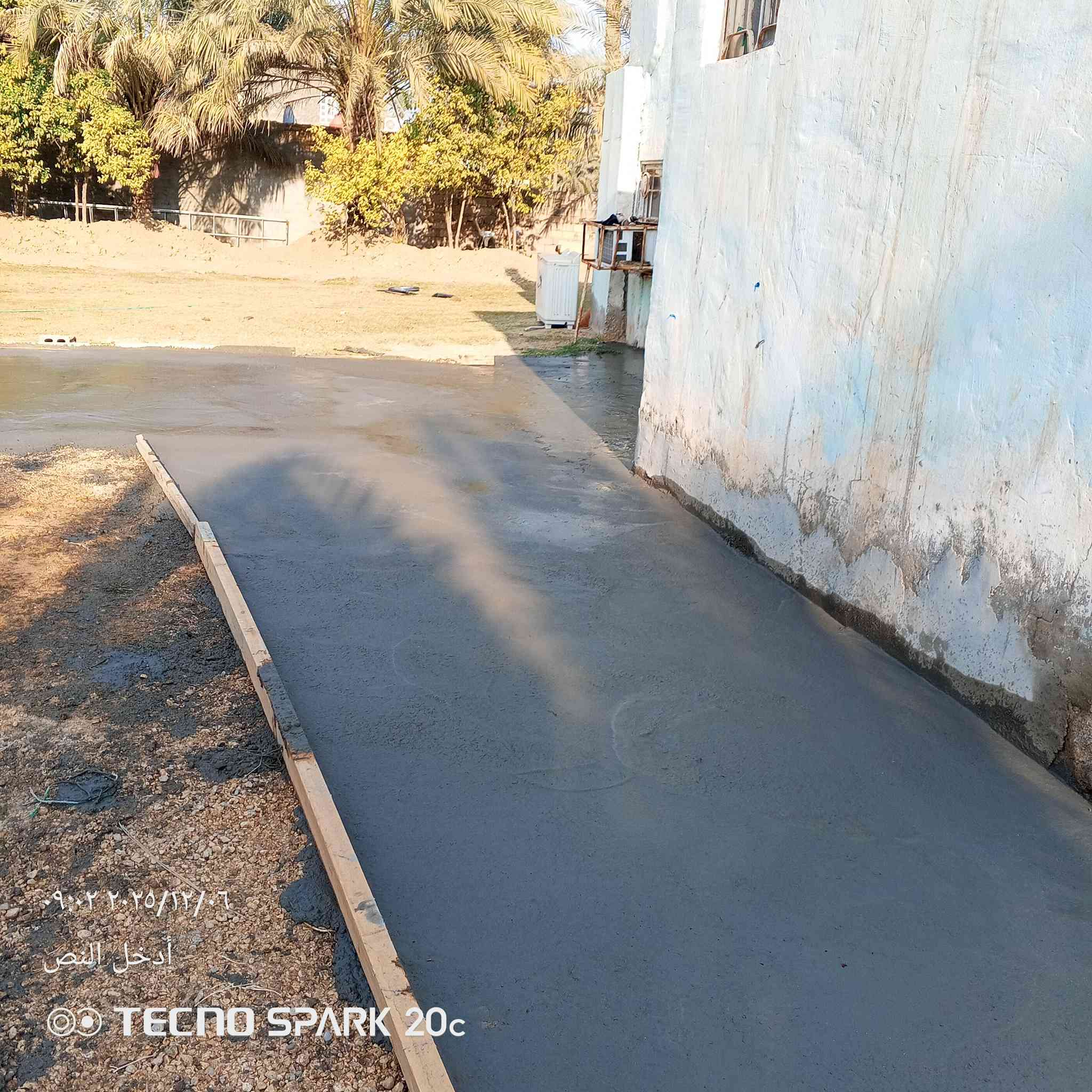 السلام عليكم اي احد محتاج خباطه صب ارضيات ممرات بيوت اساس دنك كراجات سياجات صحيات مخازن وتدخيل السبيس وحدله شغل درجه الأولى الاتصال على الرقم ***********يوجد واتساب  بخدمتكم
