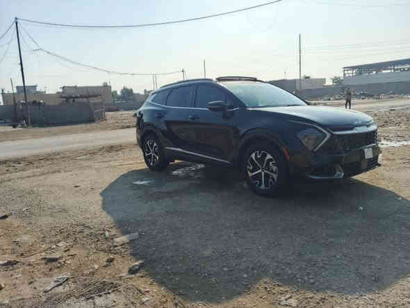 سلام عليكم شبورتج 2025 LX فول موصفات فتحه شحن لاسلكي كشنات تتفا كهربائي صندوك كهربائي رادار إمامي السياره زيرو ماشيه300 كيلو امبدل بيها بنيد ومصبوغ باب خلفي مكفوله من دواخل المكان بغداد رقم الهاتف *********** سعر 190
