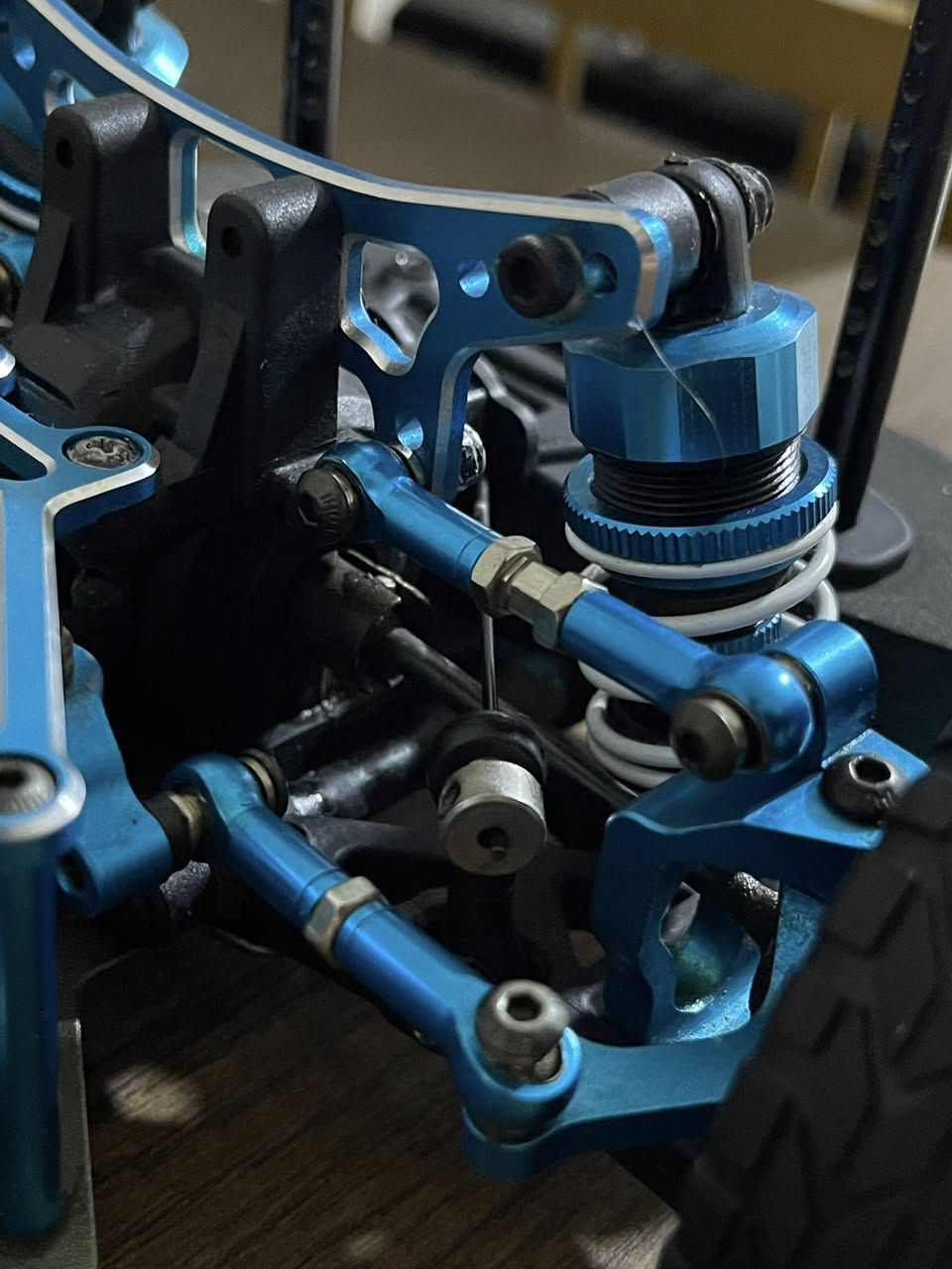 السلام عليكم
Zd 1/10 للبيع


**إذا كنت صاحب هذا الإعلان وتريد حذفه لأي سبب، رجاءا أرسل رسالة إلى الدعم الفني**