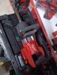 للبيع وحش میلواکی 2711 نیوتن  واتساب 07719929549