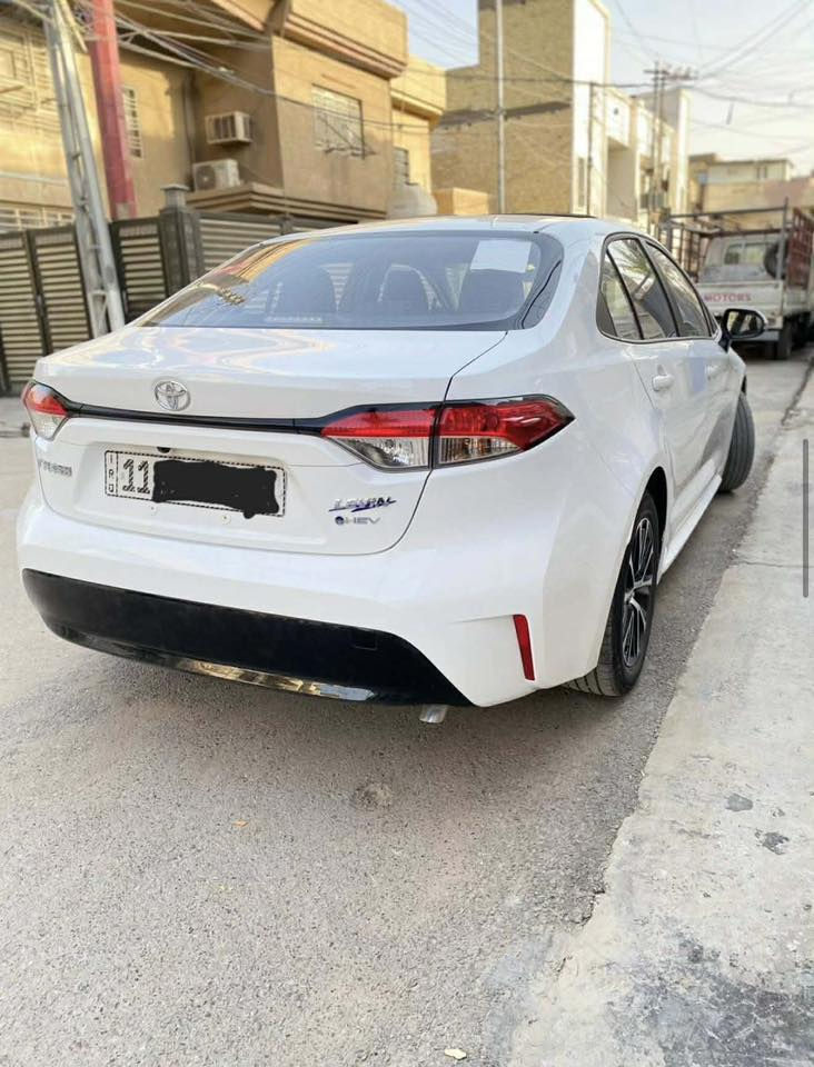 كورلا هايبرد 2025 شكل الامريكي  بأسمي  
سياره جديده احله من الصور بعدها على  وضع الشركه
ماشيه 4 الف 
فول مواصفات 
فتحه + بصمه + بصمة ابواب + تبريد قطعتين + رادار امامي + فول تحكمات + كامره دواره   وباقي لمواصفات المعروفه 
                     السعر 160 وبيها مجال
الاتصال ***********
