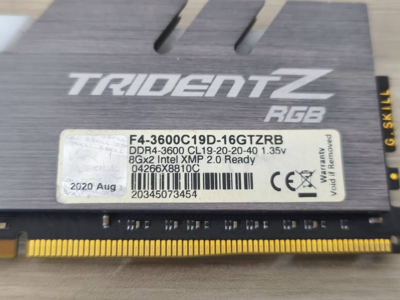 السلام عليكم 
رامات DDR4 مستخدمات نظيفات للبيع
G-skill tardent Z 3600 RGB 16GB(8×2) cl 19
السعر 125 الف(سعر ثابت)
مكاني بغداد ومتوفر توصيل


**إذا كنت صاحب هذا الإعلان وتريد حذفه لأي سبب، رجاءا أرسل رسالة إلى الدعم الفني**