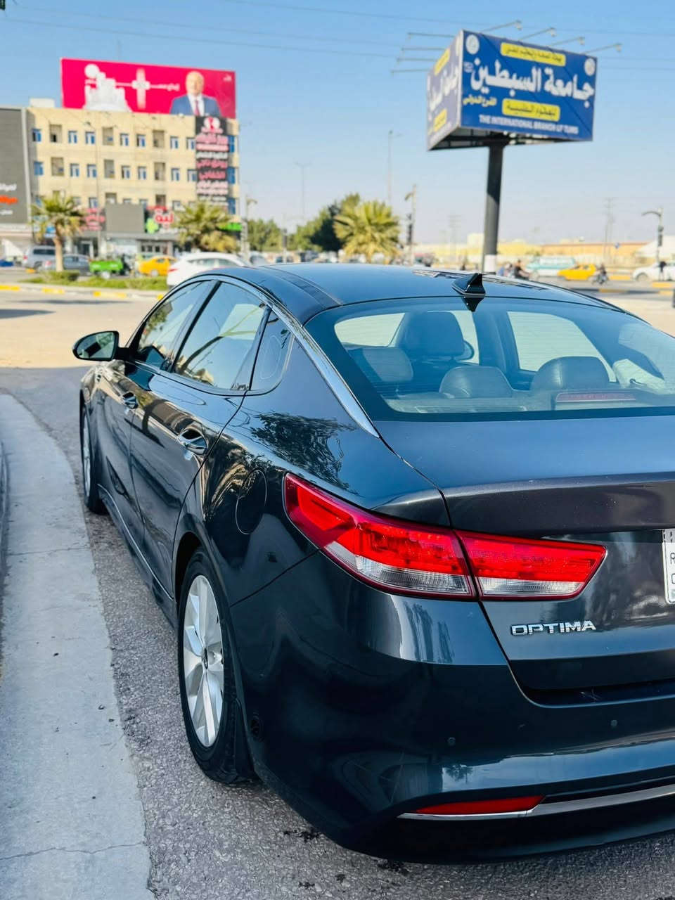 اوبتما 2018 فول مواصفات حادث بنيد وجاملغ فقط ضايفله منضومه غاز 
كشنات جلد تدفئه تبريد 
بصمه ابواب 
بصمه تشغيل 
حساسات خلفيه 
بعد بيه هواي مواصفات 
السعر 132وبيه مجال 
***********
