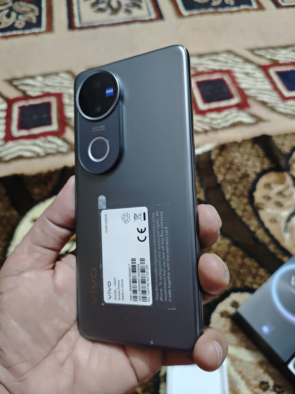 ڤيڤو ڤي 50 أخو الجديد
بعده بلزگات الشركة
كامل الملحقات
الذاكرة 256
الرام 12
الشاشة أمولد منحنية
يدعم الشحن السريع بقوة 90 واط
للبيع بـ 450
أو للمراوس
مكاني بغداد

رقم الهاتف
***********
