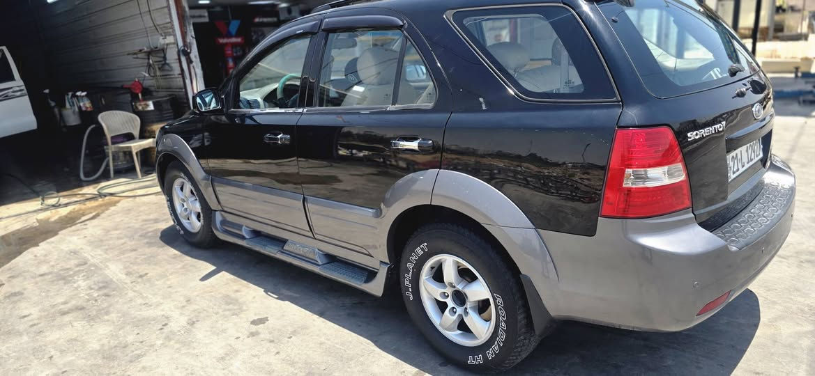 سورنتو ٢٠٠٩ خليجي
سياره مال جناي
فول مواصفات 
فتحه
كشن كهرباء 
فور ويل 
حساسات خلفيه 
كامره شاشه تاب 
مكينه ٦ سلندر ٣٨٠٠
مدوشمه ارضيه وكشنات 
مكينه وكير مال حاويه ترايك للبصرة 
تخم تاير جديد 
مصبوغه حزام أثر جراد شرط بدون فتح بدون معجون
على الفحص مسويلها سونار صبغ بفرن درجه اولى شرط القماره مكفوله من الصبغ فقط جراد 
العنوان بغداد بسماية 
السعر 85ورقه 
***********
