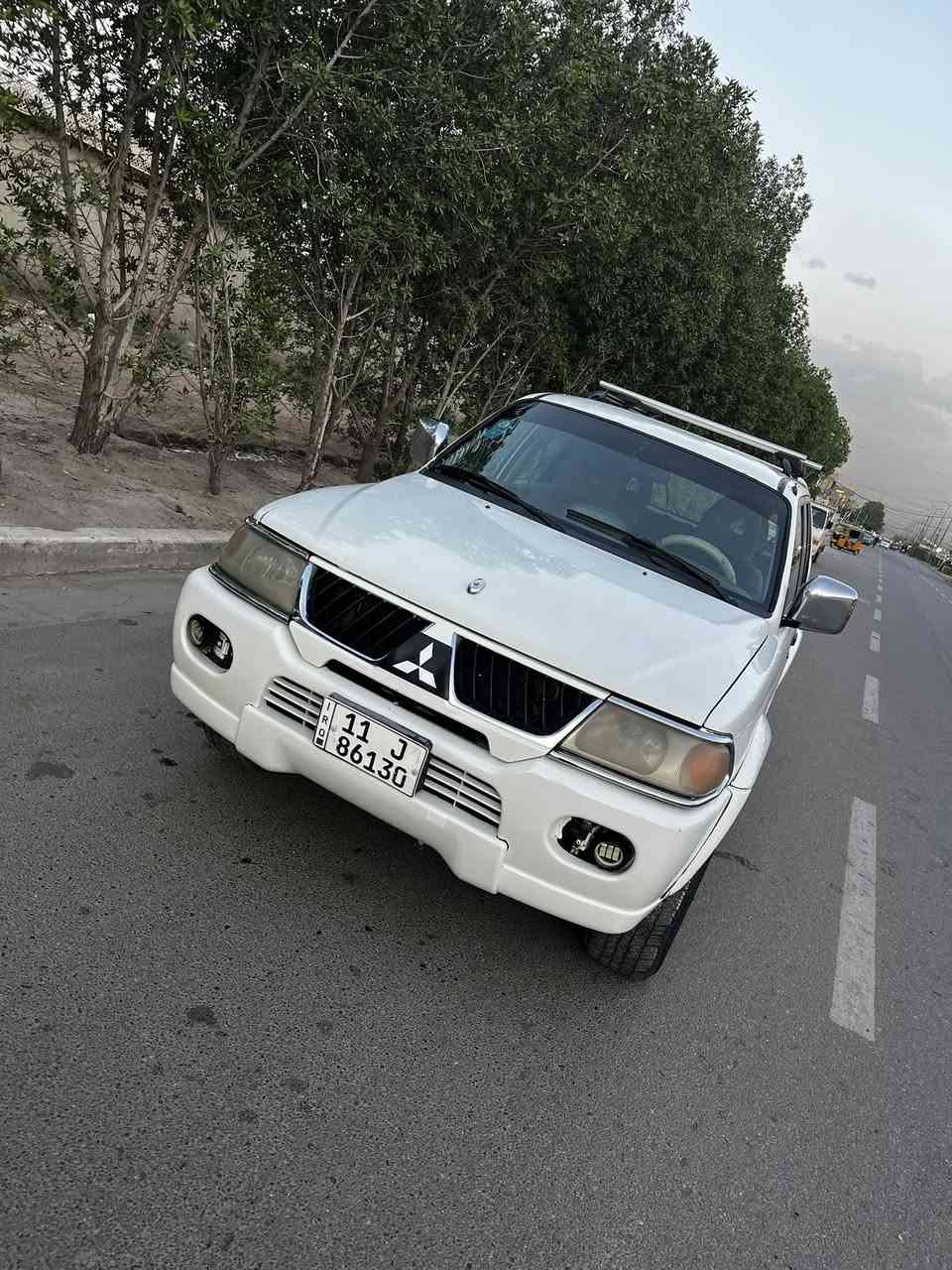 وين اليدور سياره مكفوله و فورويل 4X4
مسيوبيشي ناتيفيا 2006 مكفوله كفاله عامه 
كلشي بيها شغال وكفاله من محرك و من كير و لوكير و كشر و تبريد و اكسل
السباره جديده بمعنى الكلمه 
ها و الرقم بغداد ومكاني بعد بغداد
السعر ١٠٠ وبيها مجال للطيبين 
للاستفسار ***********
