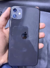 ايفون ١١ • ١٢٨ • نضيف