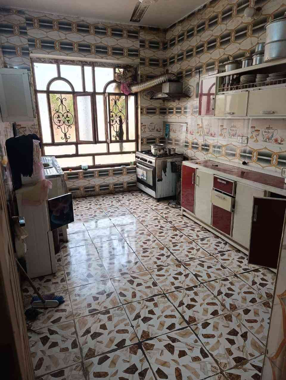 السلام عليكم 
للبيع. نقد او اقساط
دار طابو زراعي. المساحه 250م
العنوان. ابو غرق.  خلف المعهد الفني. يبعد عن شارع كربلاء 100كيلو كافه الخدمات
للاستفسار.  ***********…***********
باب الحسين. مقابل مركز شرطة الفيحاء
