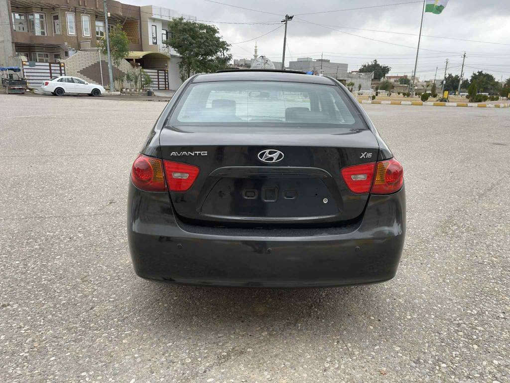 هۆندای ئاڤانتی 2009  سلاید مەکینە 16دەکشن بەزر  پشت و پێشی لێداوی نیە سەقفی وەکو شوشەیەی بەشەرشتە بێ بۆیاخ و بێ چاڵە  سوکان ڤولێوم تاک گێچە کوشن جلد و هیتەرە تەبریت لەمسە  نرخی 47 گڵاو معامەلە 
*********** السليمانية, العراق
