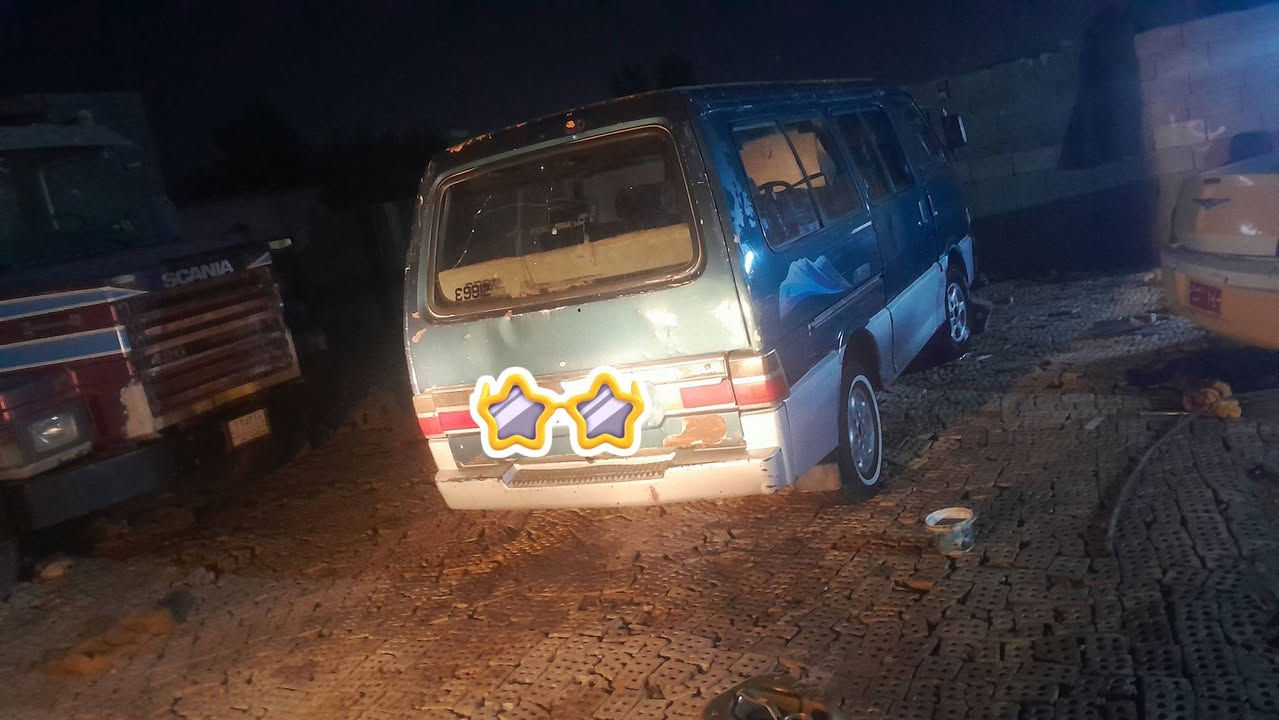 كيا بستا 94مكينه وكيروكسن مكفول شواصي مكفولات رقم بغداد انكليزي بسمي السعر 38وبيهه مجال للإستفسار ***********
