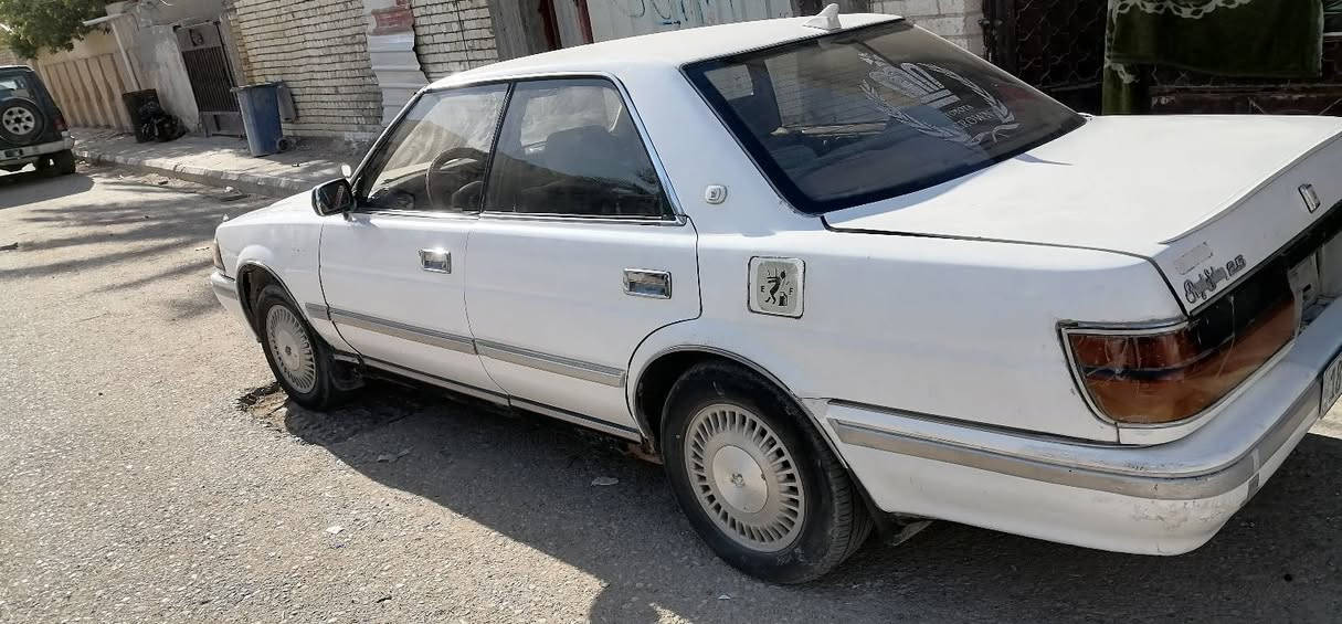 السلام عليكم.. هارتوب طويله٩١ رقم انكليزي جديد تحويل مباشر مكفول من الكص ونقل الجثه وباقي الشرعيات تخم تاير جديد باتري جديد تخم دبل جديد جمعقه حاويه جديده تخم نوزل جديد تخم بلك جديد بور ستيرن شد جديد حاويه.. محرك حاويه عنبار جديد تبديل لاستيك بين القماره والشاصي شد جديد لأن قديم يابس دشبول راس الثور..غرفتها حلوه ارضيه جلد فوك الكنبار وحتى ارضيات جدد اصليات 
صفر غرامات تبديل جاملغ امامي فقط.. بيها بعد بس لكط خياسات بالدوسات ما اشتغلتهن...
وتطبيك باب السايق... السعر ٤٤ مع مجال قليل.. والسوك كلشي بيه.. المكان العزيزية
للإستفسار للمشتري  ***********
