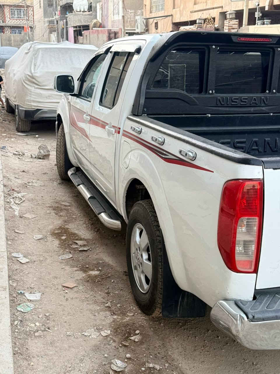 سلام عليكم بيكم نيفاره للبيع موديل 12 سياره حداديه جديده زوج تاير جدد تبريد ثلج مداور ثاني يوم رقمها دهوك الاستفسار اكثر انتصال على الرقم الهاتف ***********
