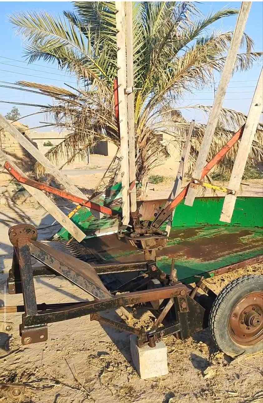 حاصودة جاهزة للبيع نضيفة حيل ما بيها نقص ابد 
***********
