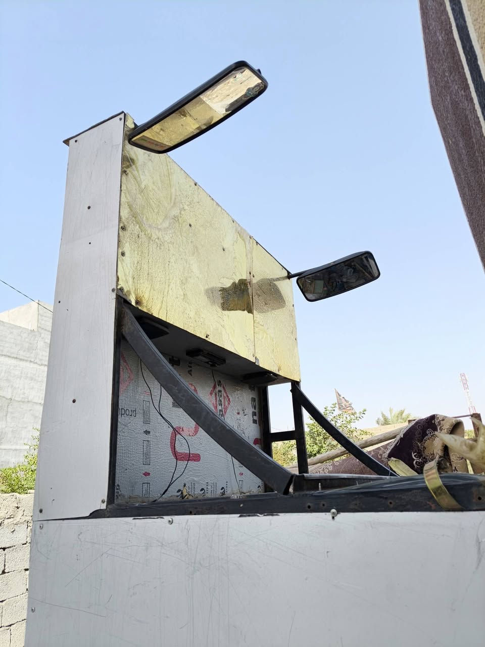 سلام عليكم محجر ستوته جمره للييع نضيف ومابي خياس ولا طاك كامل مرايات ومسجل وسماعات اربعه ثنين ورا وثنين كدام كامل مغلف وجاهز كبل جيب وشد سعره 170 وبي مجال حك الجيه مكاني كربلاء لحولي 100 واتساب واتصال (***********)
