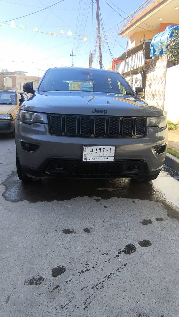 جيب موديل 19 اسمنتي 
نص فول
مكينه كاسره  بستم أبيعها ع وضعها السعر المطلوب
200ينزل من سعرها سعر المحرك سياره  الي مايعجبه لا يعلق تعليق مو زين تعجبك اهلا وسهلا ماتعحبك صلي ع محمد وال محمد والله يرزقك احسن منها
بغداد حي الجهاد
***********
