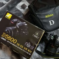 كاميرا نيكون • D5600 • فتح فقط