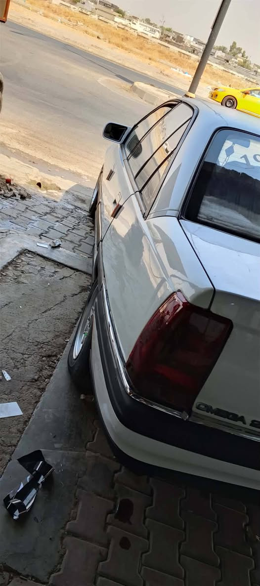 للبيع اوبل اوميكا موديل 1993 رقم أربيل دولي بس سنويه صارلها سنه منتهيه محرك كير مابيها شي كهربيئات كلها شغال بس كيلو متر مايشتغل صدر 85 بل 100 بدون ضربه بيها قطعتين صبغ بدون دوخل حجم 20 بلادي سقف سلايت سياره كبس امامي وخلفي وتكم ودوخل شرط تحويل بطاقه بنزين مابيها صاحبها ابكركوك السعر 37 مكاني كركوك ***********

