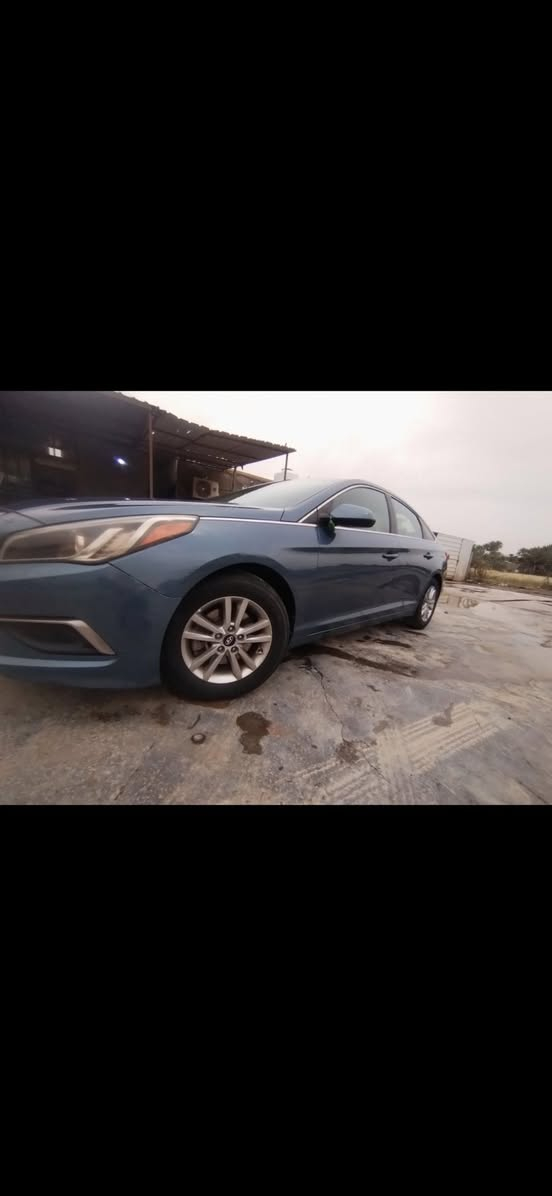 السلام عليكم سوناتا أمريكي موديل 2016بيه بين باب الصدر وجاملغ شبر معدله عله بارد وباقي كفاله عامه من صبغ اي ضربه مكينه 2400 سياره نضيفه 
السعر 128

‭0782 362 9732‬
