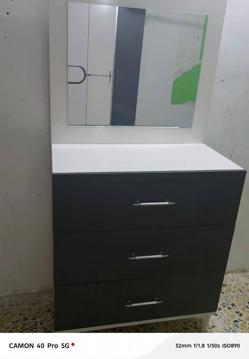 غرفه تركيه ب500قفل جديد غير مستعمل فقط منصوبه والدوشك بعده بجيسه عباره عن 5قطع مكان الحر


**إذا كنت صاحب هذا الإعلان وتريد حذفه لأي سبب، رجاءا أرسل رسالة إلى الدعم الفني**