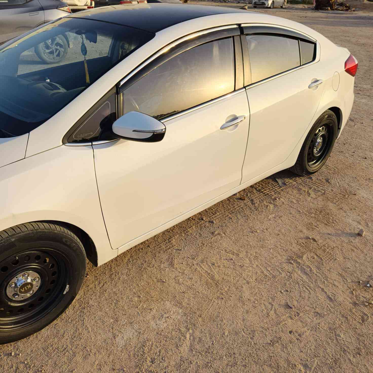 السلام عليكم السلام عليكم
الاول مره اقره منشور عدل 
1_سياره ادوات ادوات ادوات
2_سياره سيراتو جديده مديل 15
3_كهربايئه كله شغال 
4_مكينه كير حداديه مكفوله 
_ تبريد ثلج ثلج 
5_تخم تاير جديد كشنات تتفه جدده
6_سياره رقمه اربيل 
—كصه جنطه كصه جنطه
__سعرهـ 51 وبيه مجال 
مكاني النجف
 رقم موبايل

‭0778 249 5901‬
