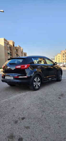 كيا سبورتاج خليجي 
موديل 2012 ..

دفع رباعي 
كاميرا خلفية 
سقف بانورامي 
تدفئة مقاعد 
مثبت سرعة
مرايا جانبية كهربائية
مقاعد كهربائية
كشافات ضباب
وضعيات القيادة
مقاعد جلد 

ماشيه 199,000
محرك 4 سلندر 2.0

بيها تبديل باب المقعد الخلفي ، خلف الصدر
وباب الأمامي الصدر صبغ فقط ..
بسبب حادث جانبي 

السعر مناسب ان شاءالله
لان البيع مستعجل ..
مكان السيارة بغداد ..

رقم الهاتف للتواصل / ***********
