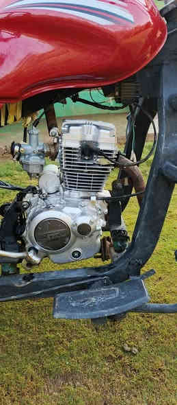 سلام عليكم ستوته البيع كهربات كله شغاله محرك جديد السعر 700 وبيها 
مجال الاتصال ***********
