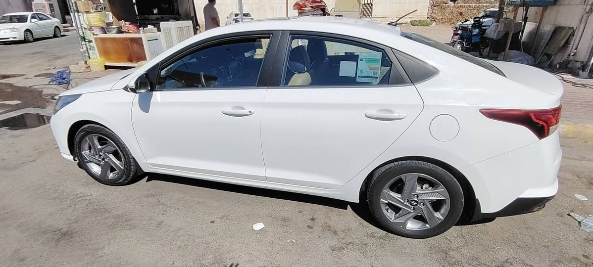 السلام عليكم اكسنت 2022 خليجي فوول رقم بغداد للبيع السعر 130 وبيه مجال مكاني الرمادي بيه حادث بالباب أثر دراجه وبيه شويه بارد وكل التفاصيل  بالصور موجوده ***********
