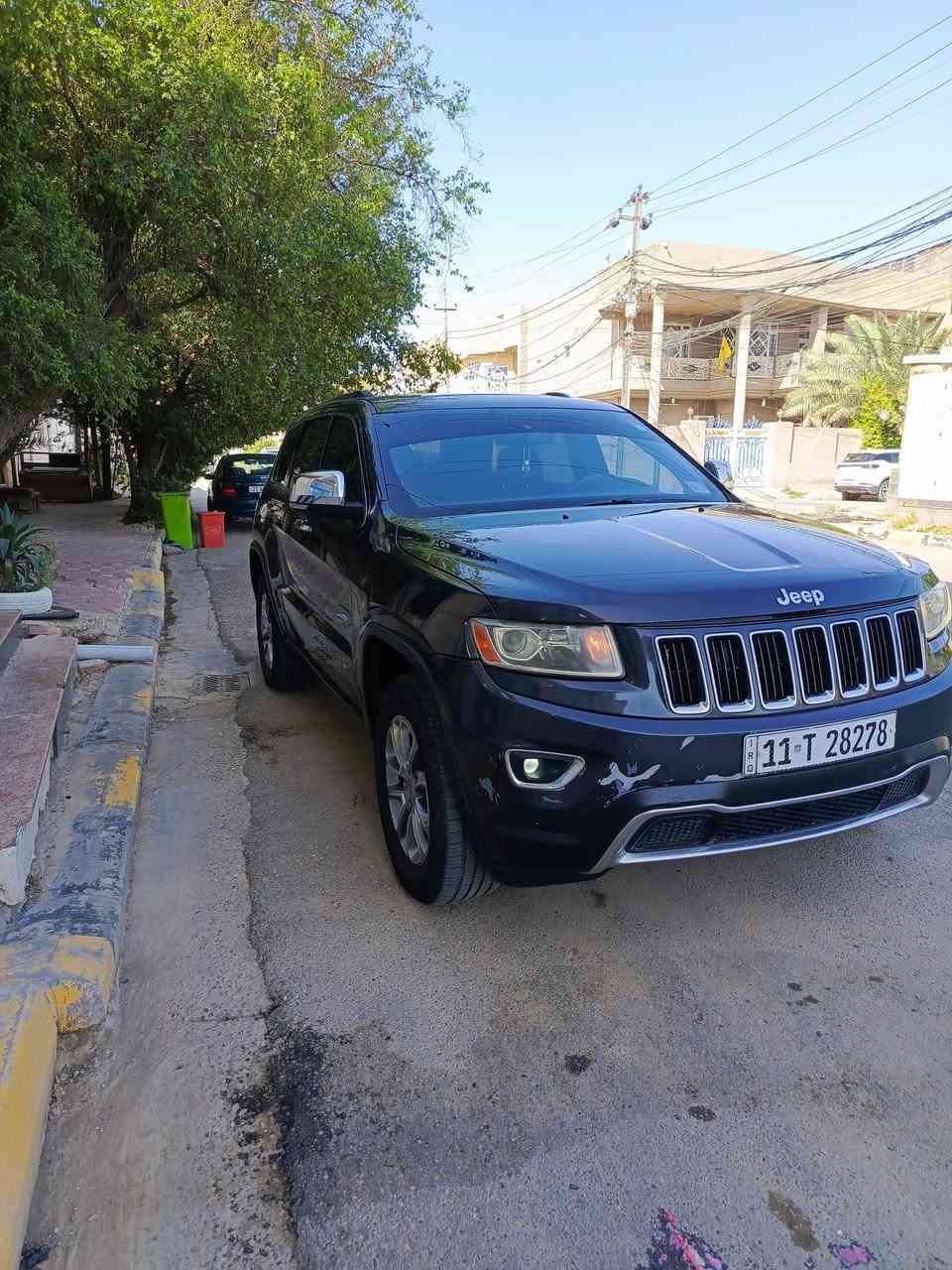 السلام عليكم
جيب للبيع فقط 
فول مواصفات عده رادر
سياره كامله حداد جديده
 تخم تاير. 
سياره بسمي. 
السعر 175وبيه مجال 
واسط الكوت
***********

