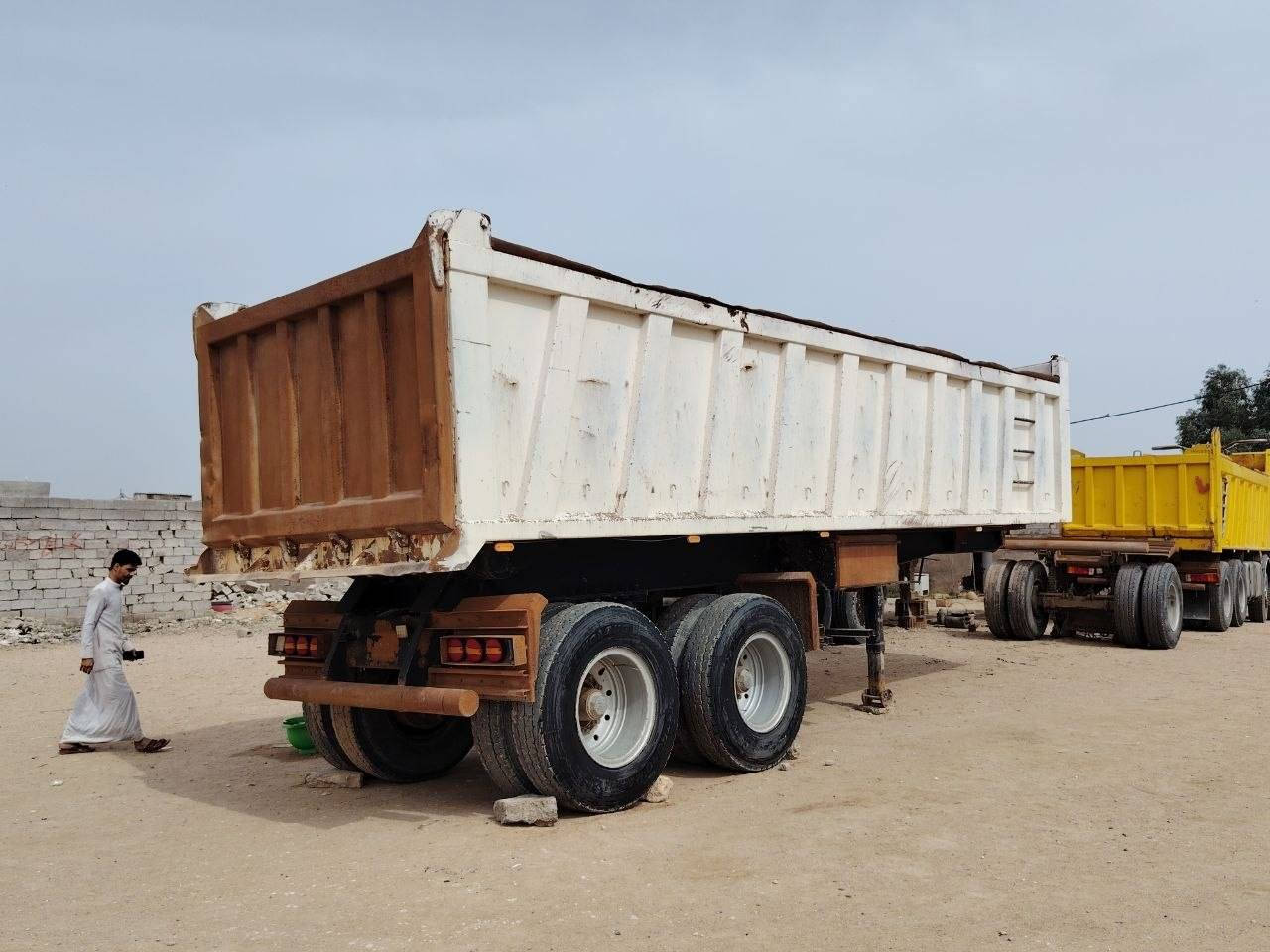 عربانه اماراتيه للبيع كفاله عامه فارغ 11طن ذرعه 31 ستندر تخم تاير
للأتصال ***********
