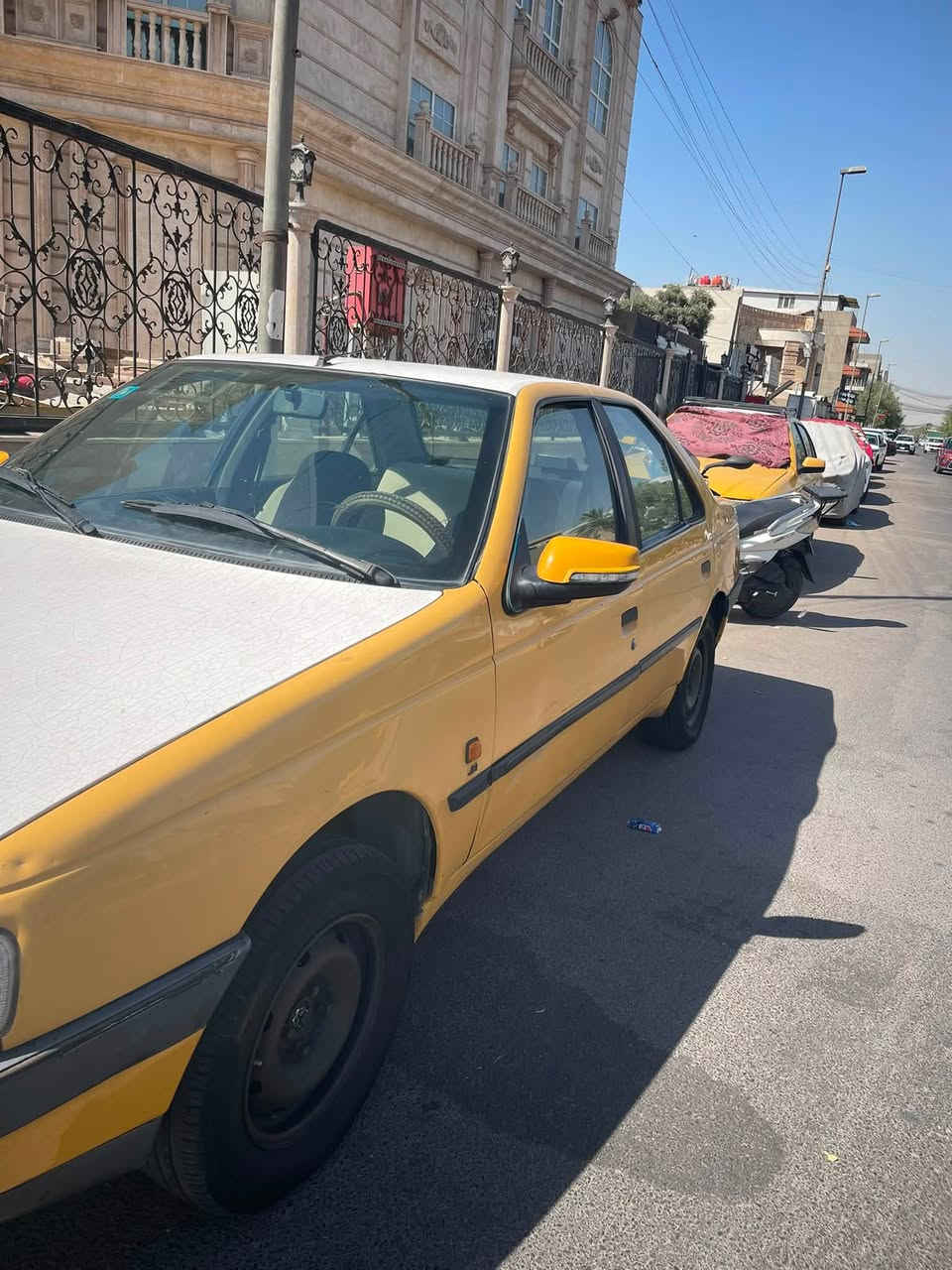 السلام عليكم
بيجو GXL موديل 2012  سياره مكفوله من كير مكينه جديده 
سياره با اسمي 
سياره بيههه ملاحضات بسيطه 
اللاستفسار ‭***********

