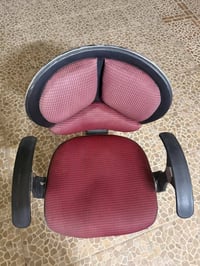 للبيع كرسي مكتب طبي الجك مالت شغال للاستفسار 07802650389 او علق ب(تم)